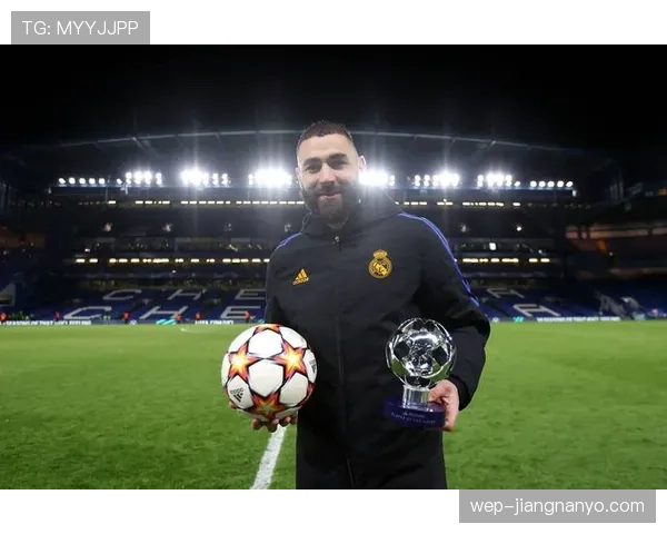 本泽马：从欧冠拼图到五冠核心的冠军进阶解析