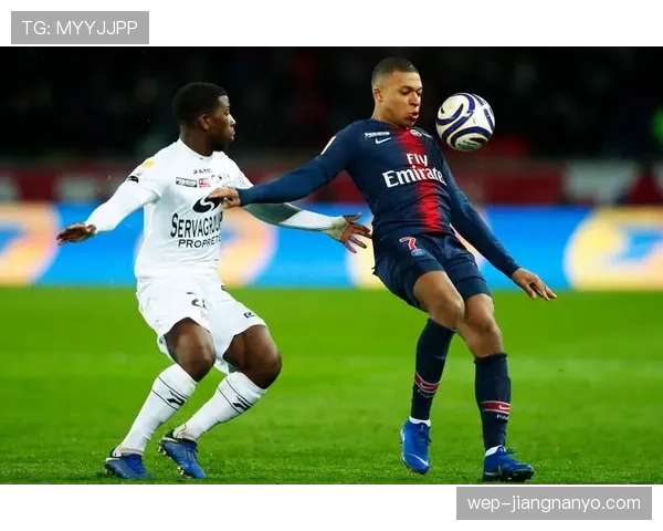 关键战表现波动：巴黎圣日耳曼的问题被放大