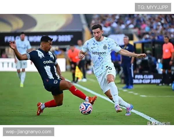 国际米兰风格乏味却恐怖：高压后的防守反击就是冠军法宝