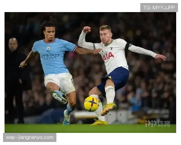 曼城中场失控表现，结构变化背后控制力崩盘，近期竞技状态面临挑战